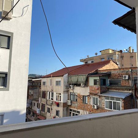 Myslym Shyri Studio 2 Tirana Buitenkant foto